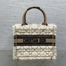 Christian Dior Shopping Bags